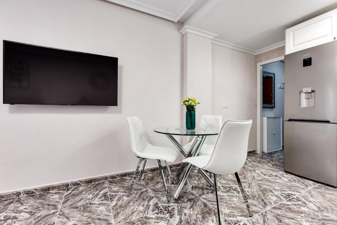 Estudio Lucia Apartment Torrevieja Exterior photo